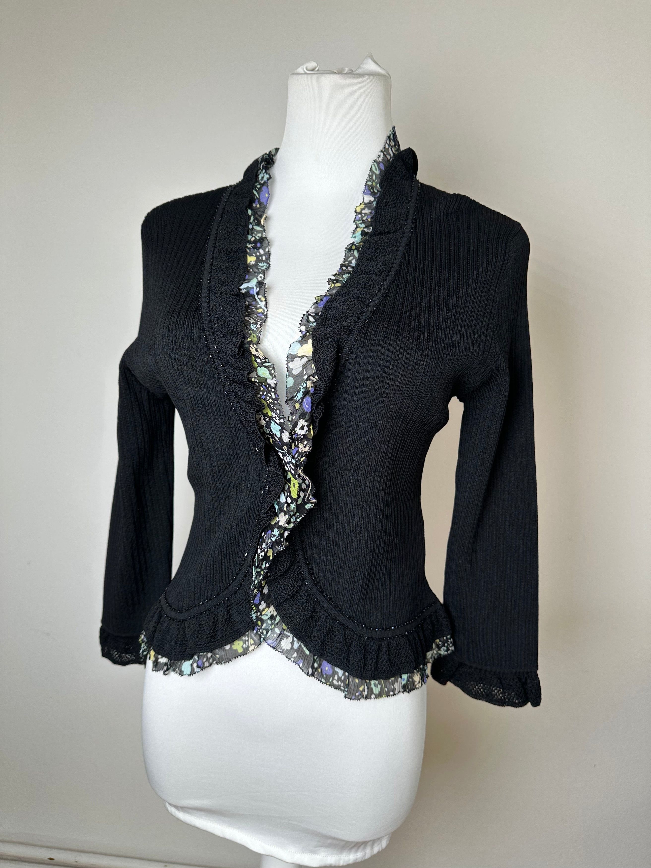 Courreges Vintage Courrèges Ribbed Knit Cardigan Black Floral 38 Size M / US 6-8 / IT 42-44 - 1 Thumbnail