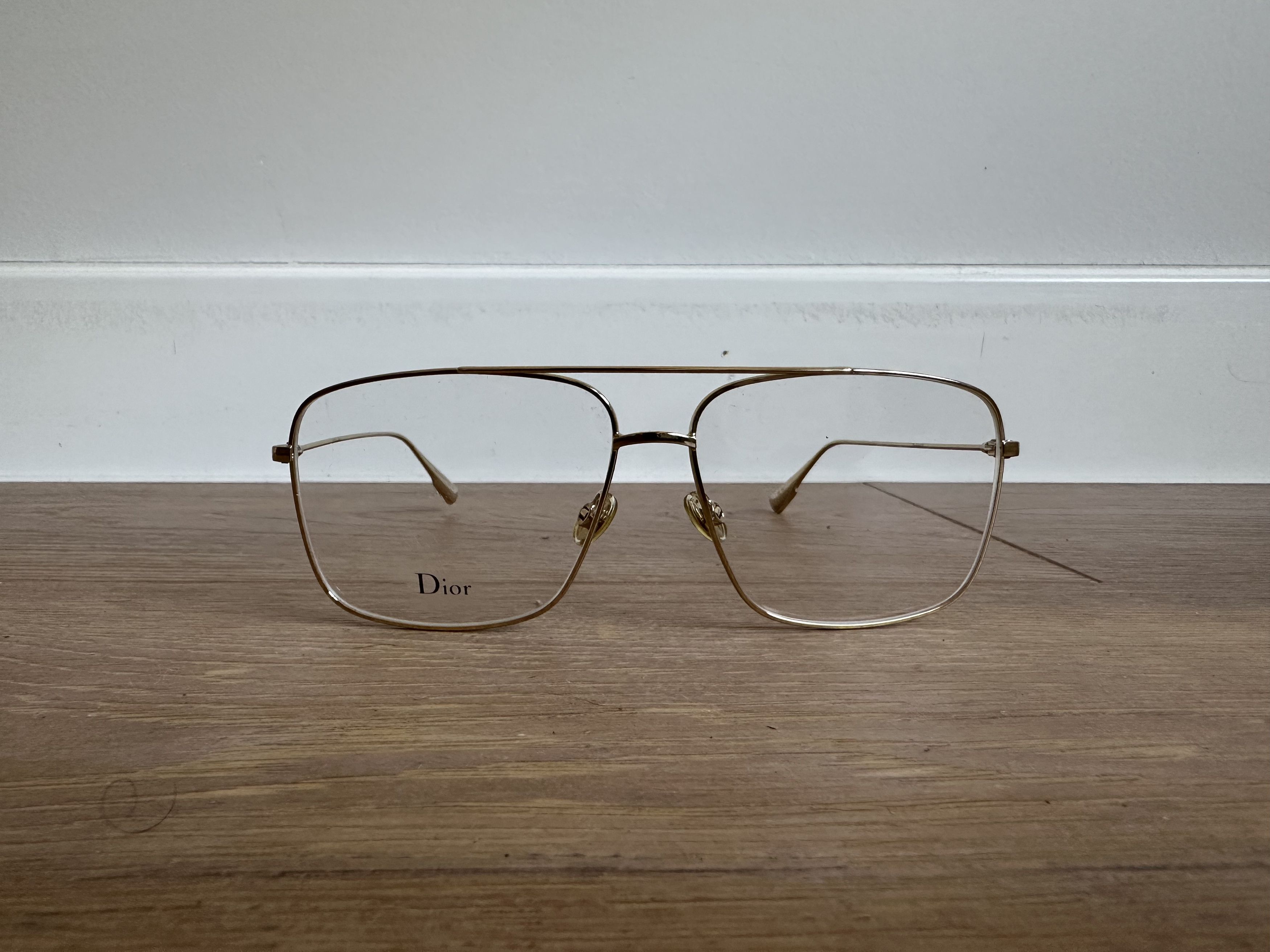 Dior Dior Vintage Gold Glasses J5G 145 57/13 Size ONE SIZE - 1 Thumbnail