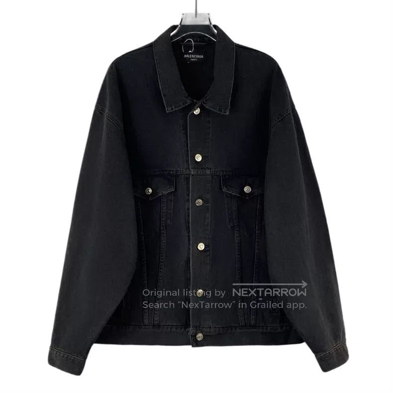 Balenciaga Balenciaga Black back letter graffiti print cotton collar Size US XS / EU 42 / 0 - 1 Thumbnail