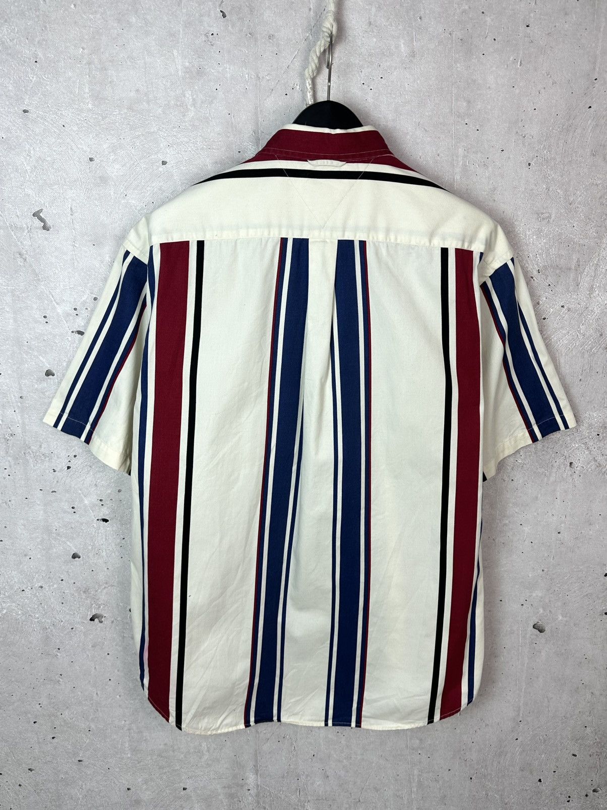 Tommy Hilfiger Vintage Tommy Hilfiger Stripped Logo Short Sleeve Shirt Size US XL / EU 56 / 4 - 11 Thumbnail