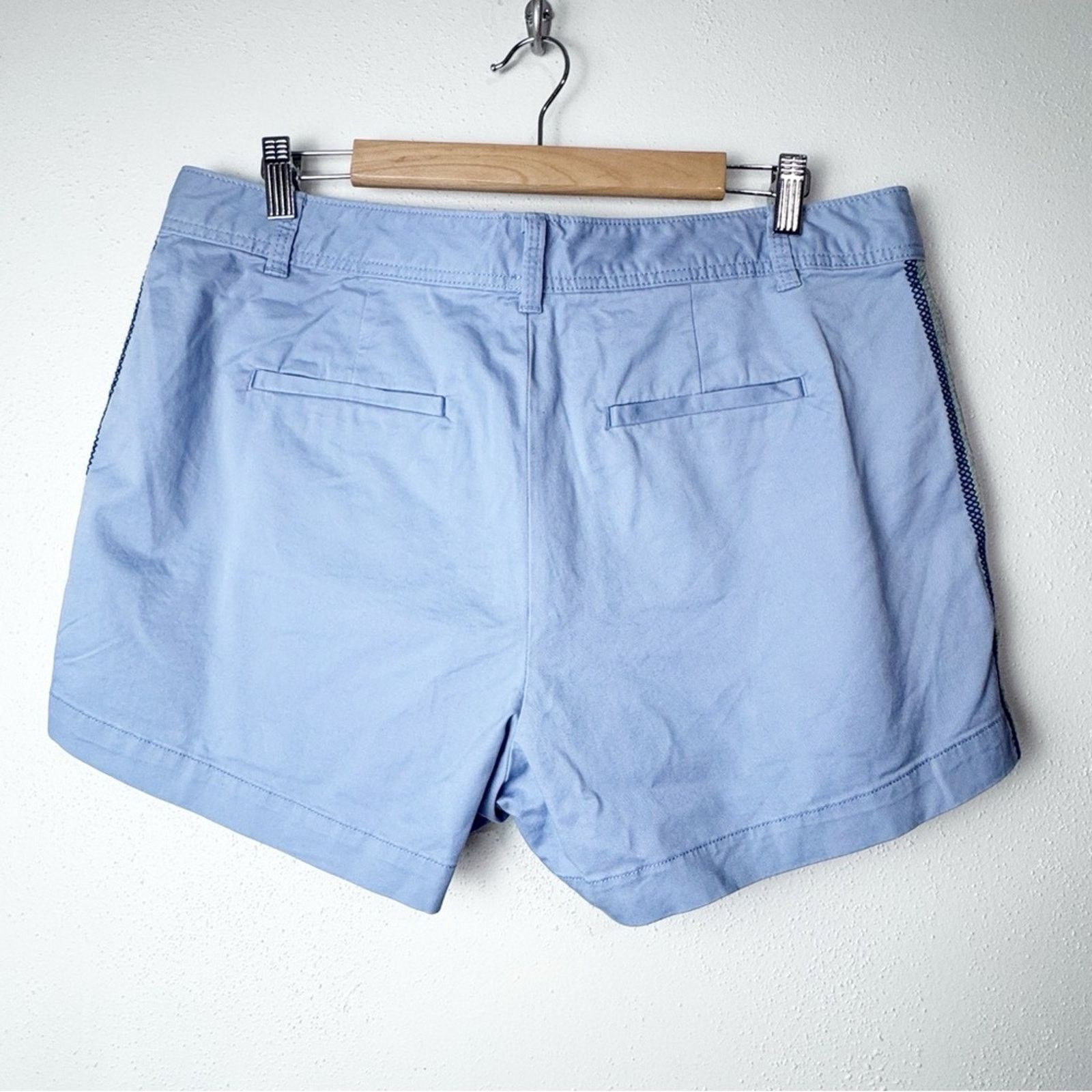 Gap Gap Embroidered Stripe Blue 3” Flat Front Shorts Women’s 14 Size 36" / US 14 / IT 50 - 5 Thumbnail