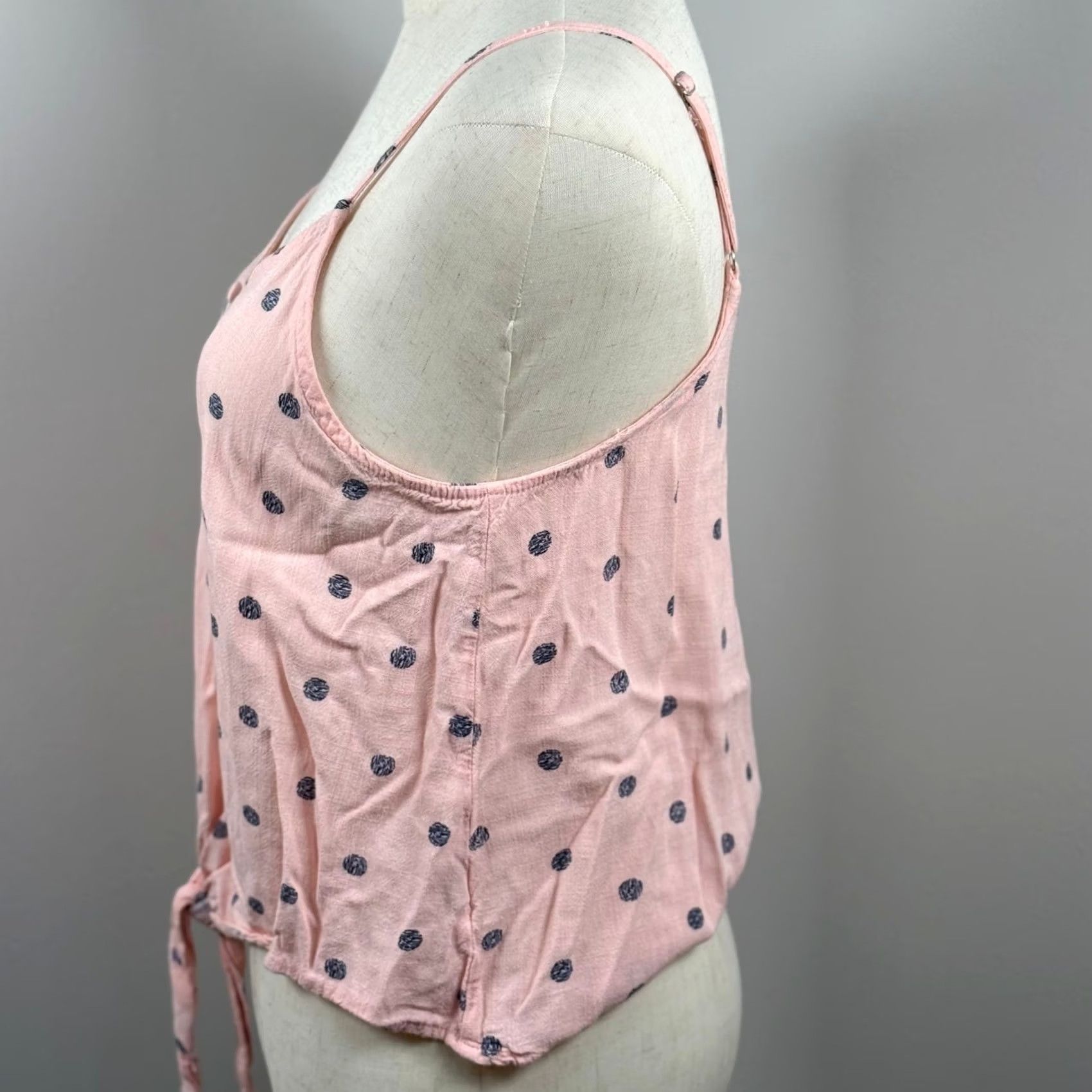 Pinko MINE Camisole Tank Top Women S Pink Polka Dot Button Front Tie TB4600 Boho Summer V-Neck Spaghetti Strap Size S Regular Color Pink Size S / US 4 / IT 40 - 3 Thumbnail