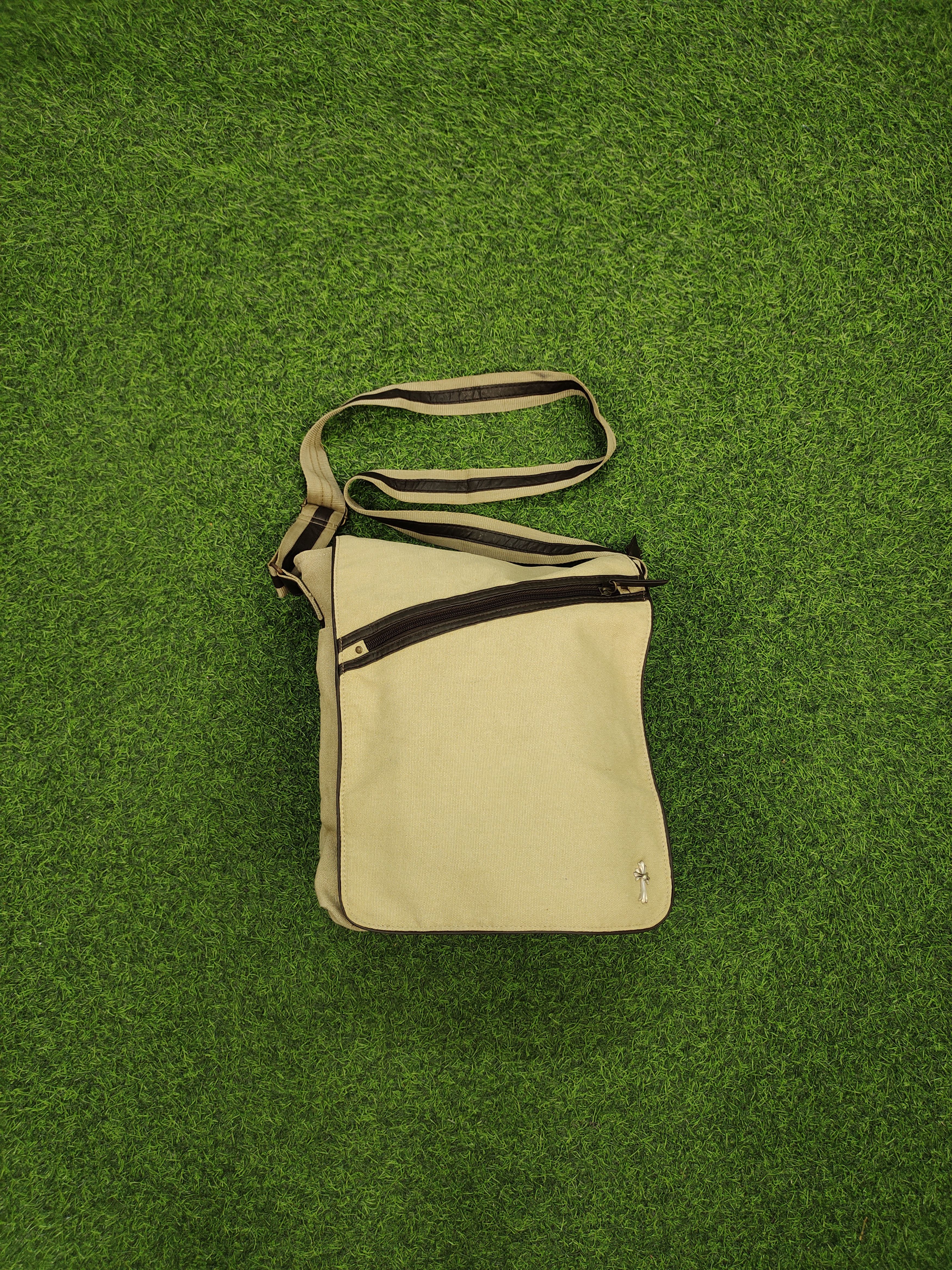 Hysteric Glamour Vintage Fabric Connection Japan Cross Pendant Sling Bag Size ONE SIZE - 4 Thumbnail