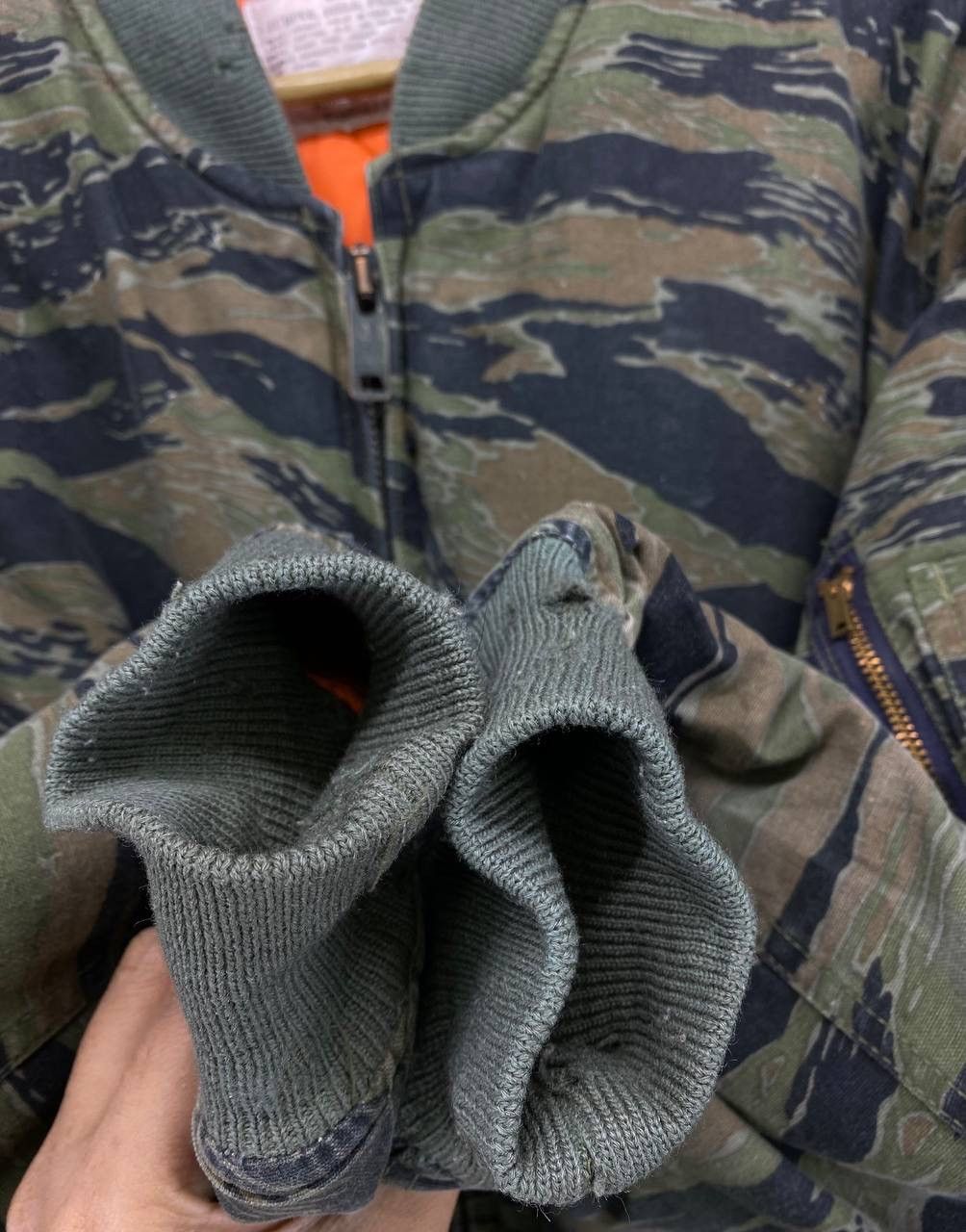 Vintage Vintage Made By Houston Jumper Field Camo Bomber Jacket Size US M / EU 48-50 / 2 - 12 Thumbnail