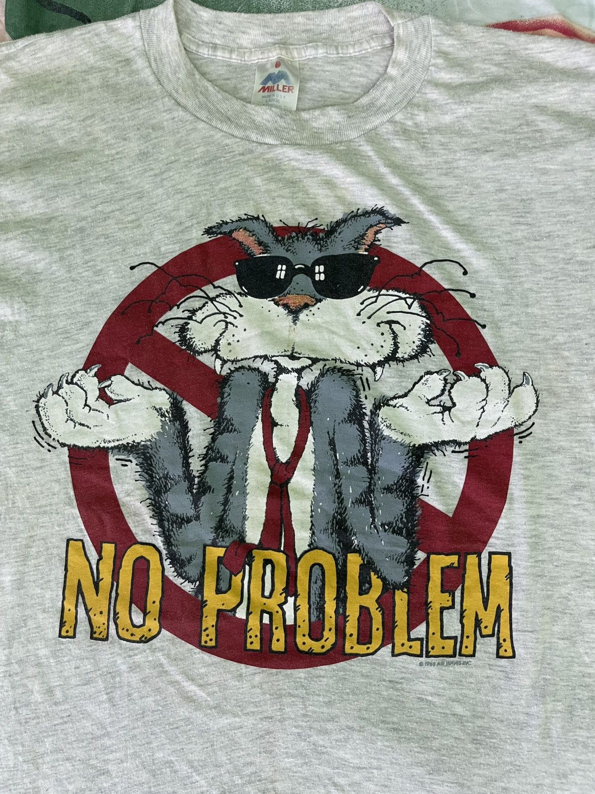 Vintage vintage art 1988s "No Problem" t-shirt features T-Shirt Size US L / EU 52-54 / 3 - 8 Thumbnail