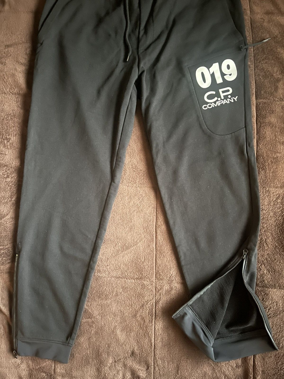 C.P. Company CP Company Sweatpants Black Size XXL fits Like A Large NWOT Size US 36 / EU 52 - 7 Thumbnail