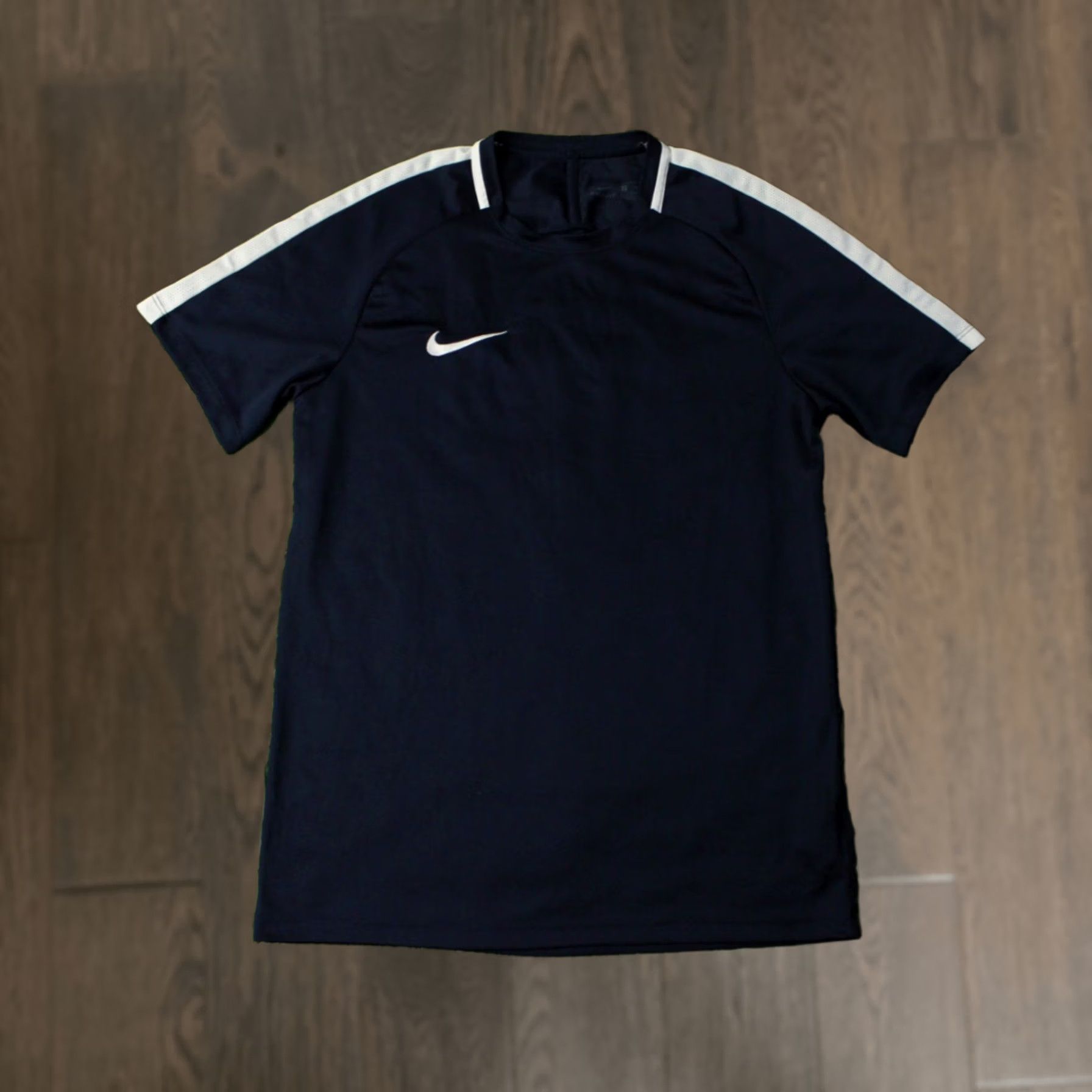 Nike Nike Academy Dri-FIT Football Shirt Men M Navy Blue White 2018 Jersey T-Shirt Nike Dri-FIT" Size US M / EU 48-50 / 2 - 1 Thumbnail