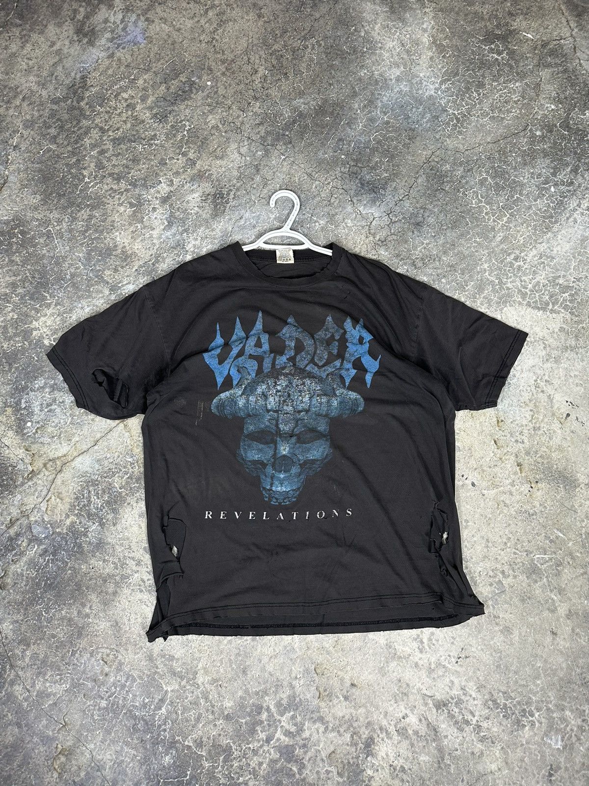 Band Tees × Vintage Vintage Thrashed Revelations Blue Flame Tee Size US XL / EU 56 / 4 - 1 Thumbnail