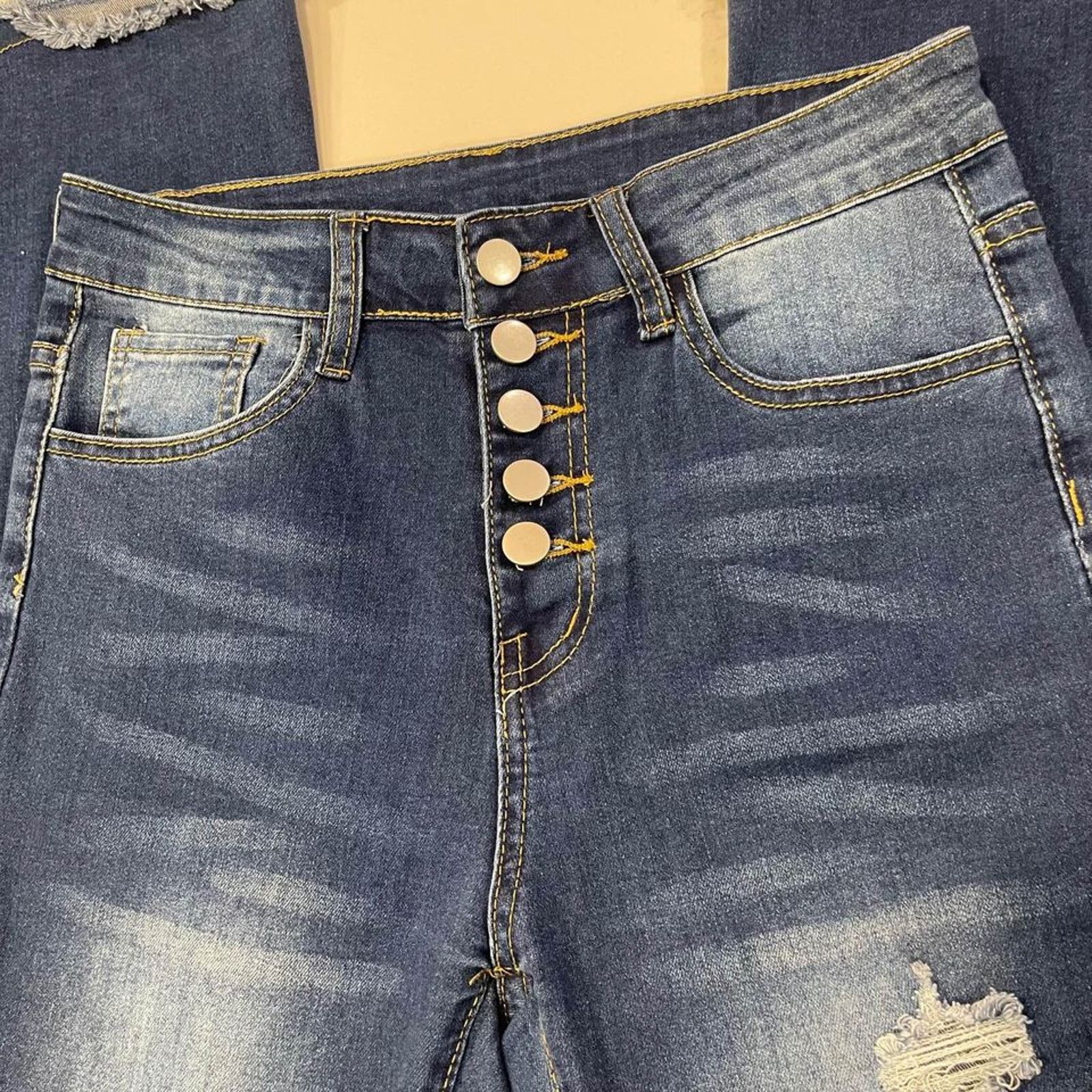Shein Shein Distressed Raw Hem Flare Leg Denim Jeans Women’s 6 Size 28" / US 6 / IT 42 - 3 Thumbnail