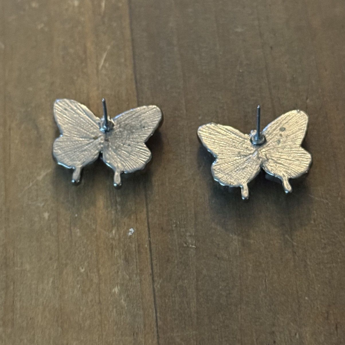 Other Silver tone pink butterfly stud earrings Size ONE SIZE - 3 Thumbnail