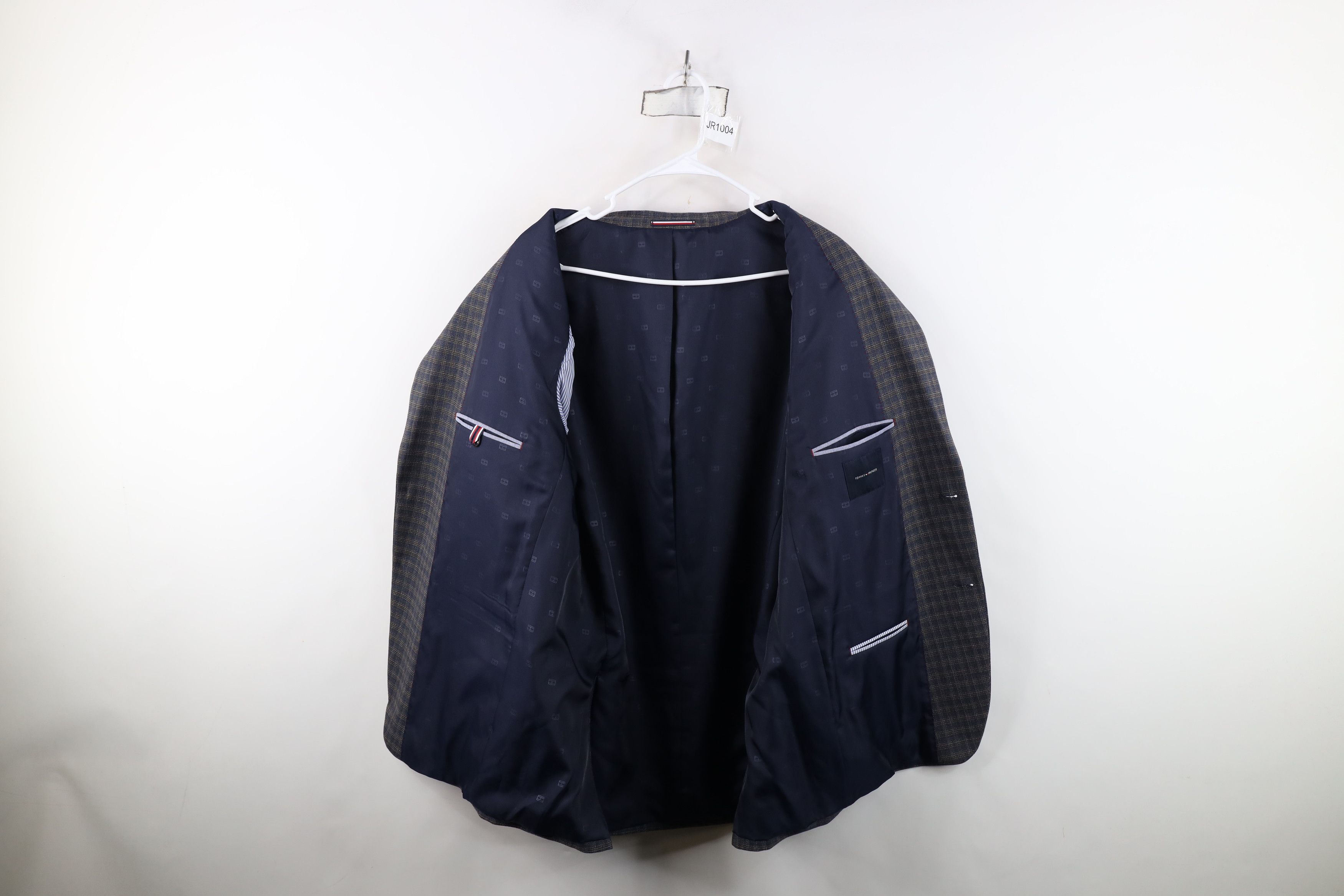 Tommy Hilfiger Tommy Hilfiger 2 Button Suit Coat Blazer Jacket Blue Plaid Size US XXL / EU 58 / 5 - 9 Thumbnail