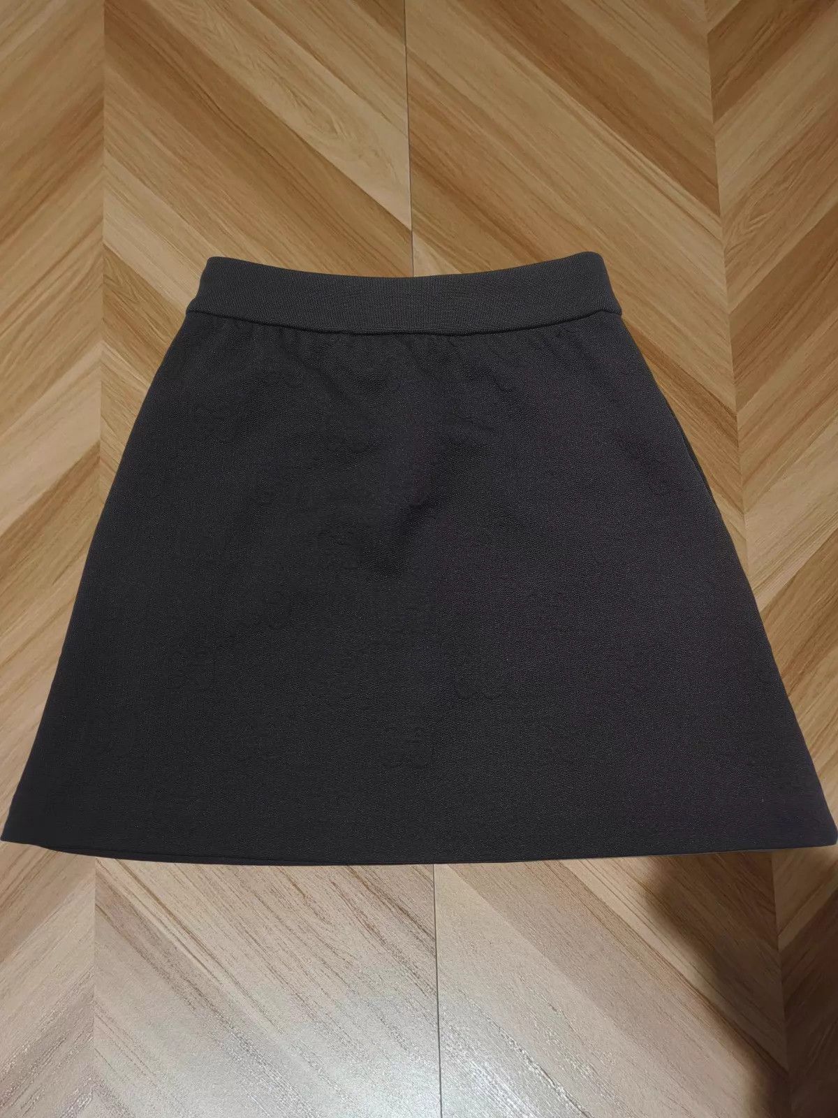 Gucci Gucci A-line Black Mini Skirt XS 99 New Size 25" / US 0 / IT 36 - 2 Thumbnail