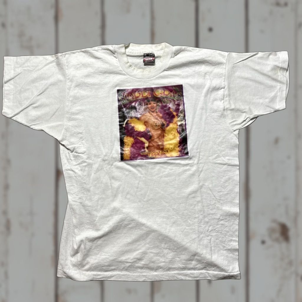 Vintage VINTAGE New Orleans Mardi Gras Jazz Dancer 1996 Abstract Art T-Shirt SZ L White Men L Jazz Shirt Art 90s? Size US L / EU 52-54 / 3 - 1 Thumbnail