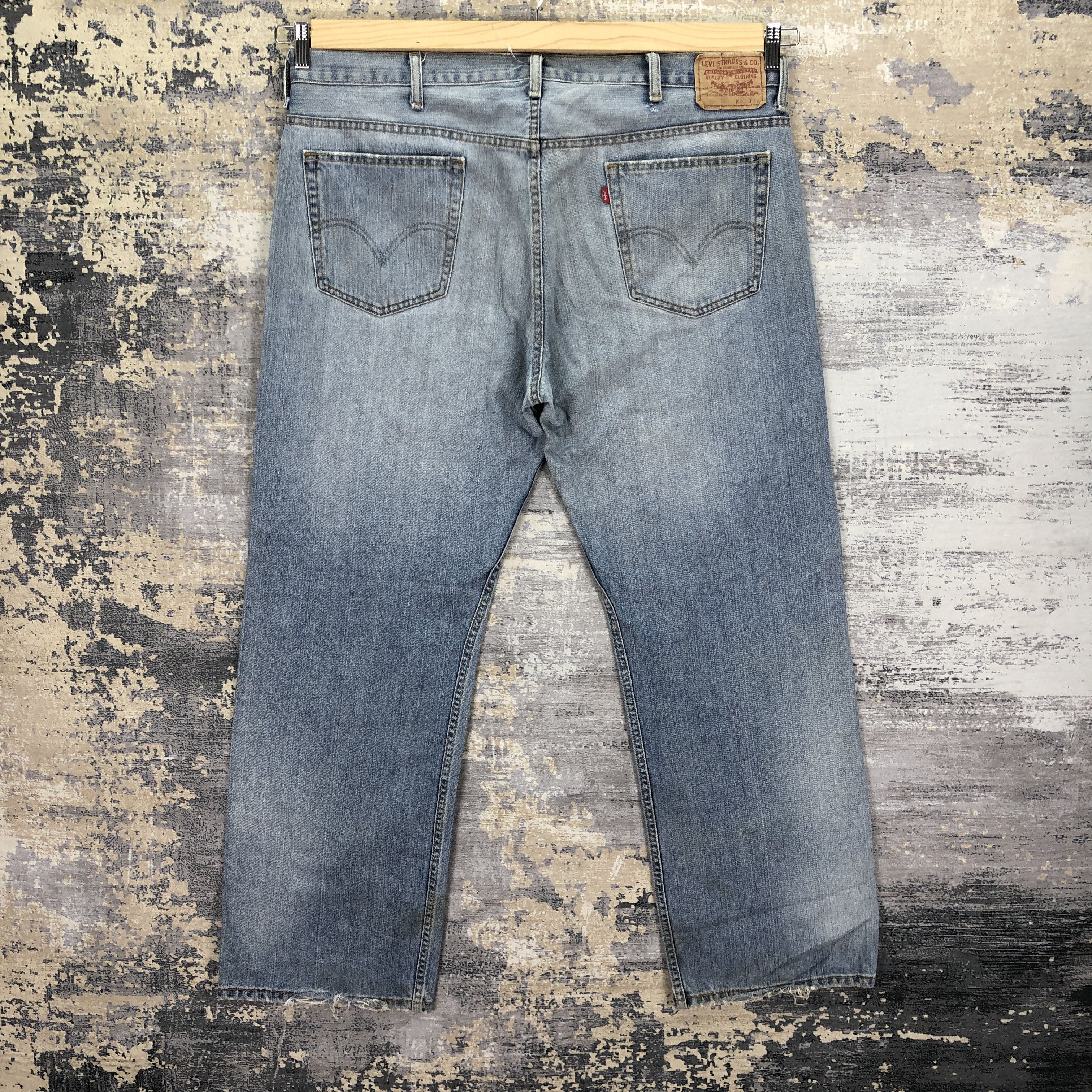 Levi's Vintage Levis 569 Faded Baggy Jeans Light Wash Levi's Denim Size US 42 / EU 58 - 2 Thumbnail