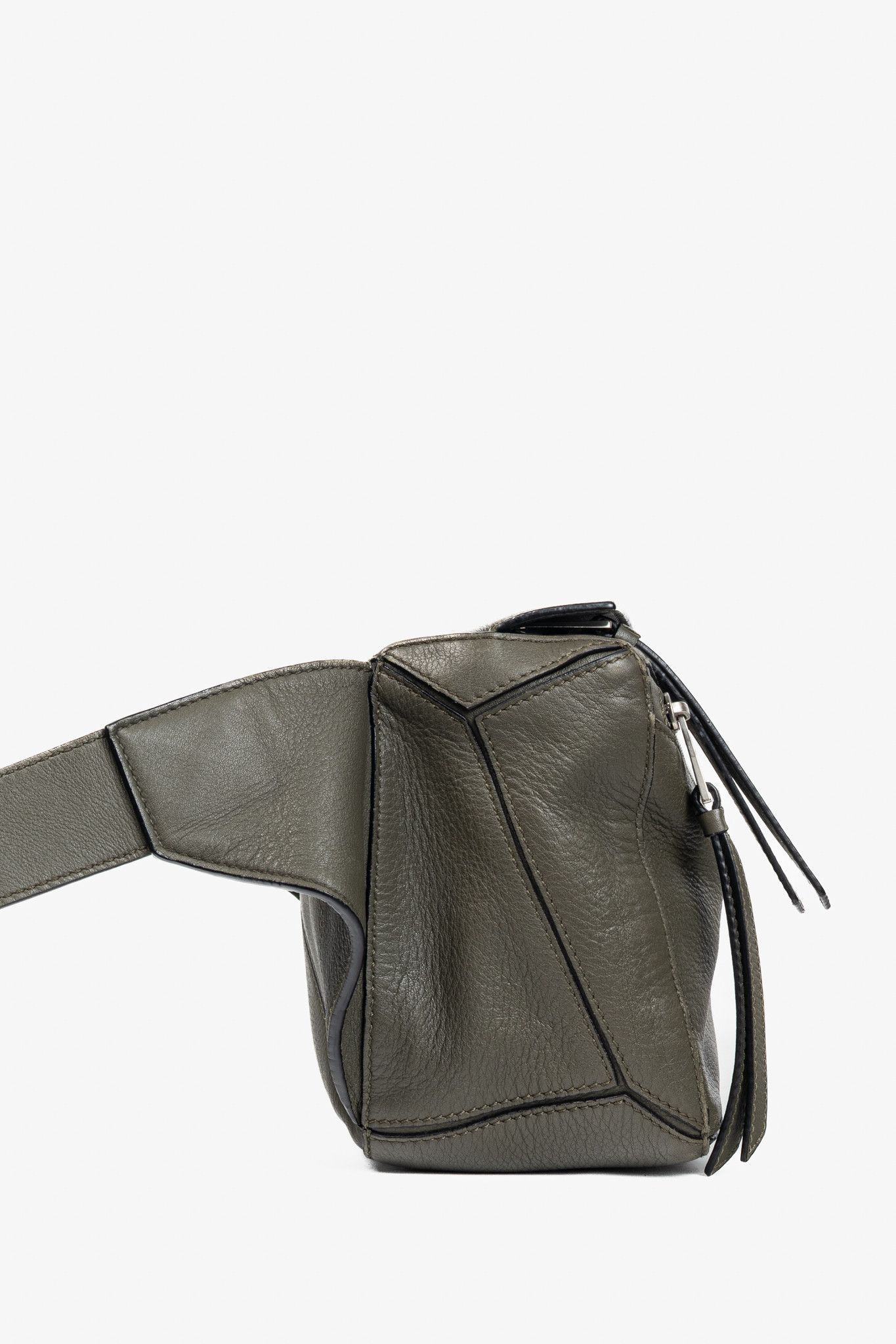 Loewe Loewe Puzzle Khaki Green Classic Calfskin Bumbag Size ONE SIZE - 3 Thumbnail