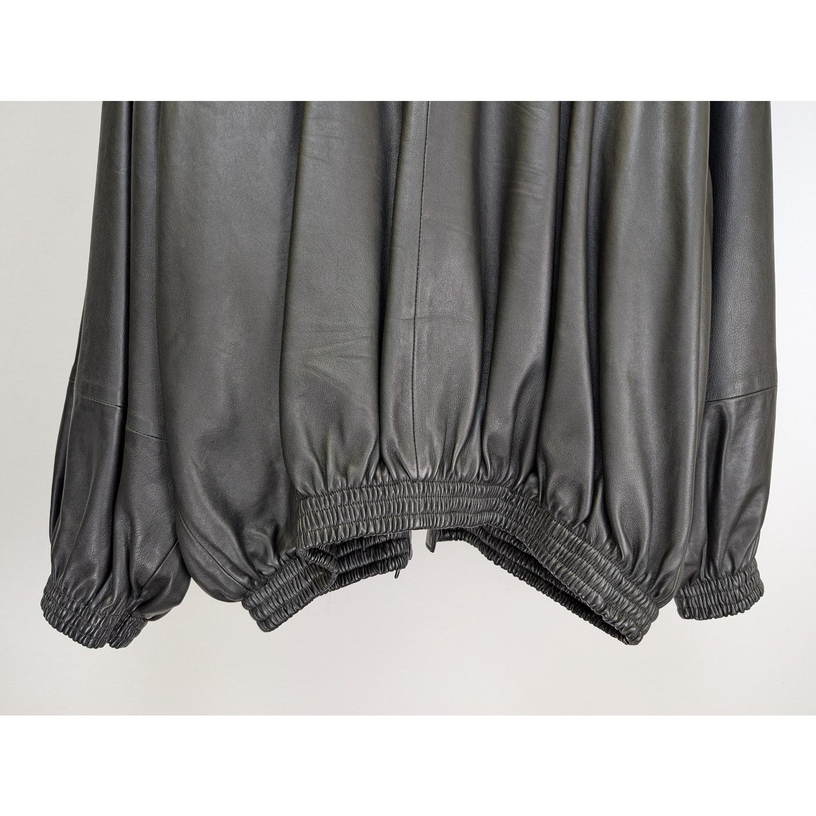 Balenciaga o1rshd1 Leather Down Jacket in Black Size US L / EU 52-54 / 3 - 12 Thumbnail