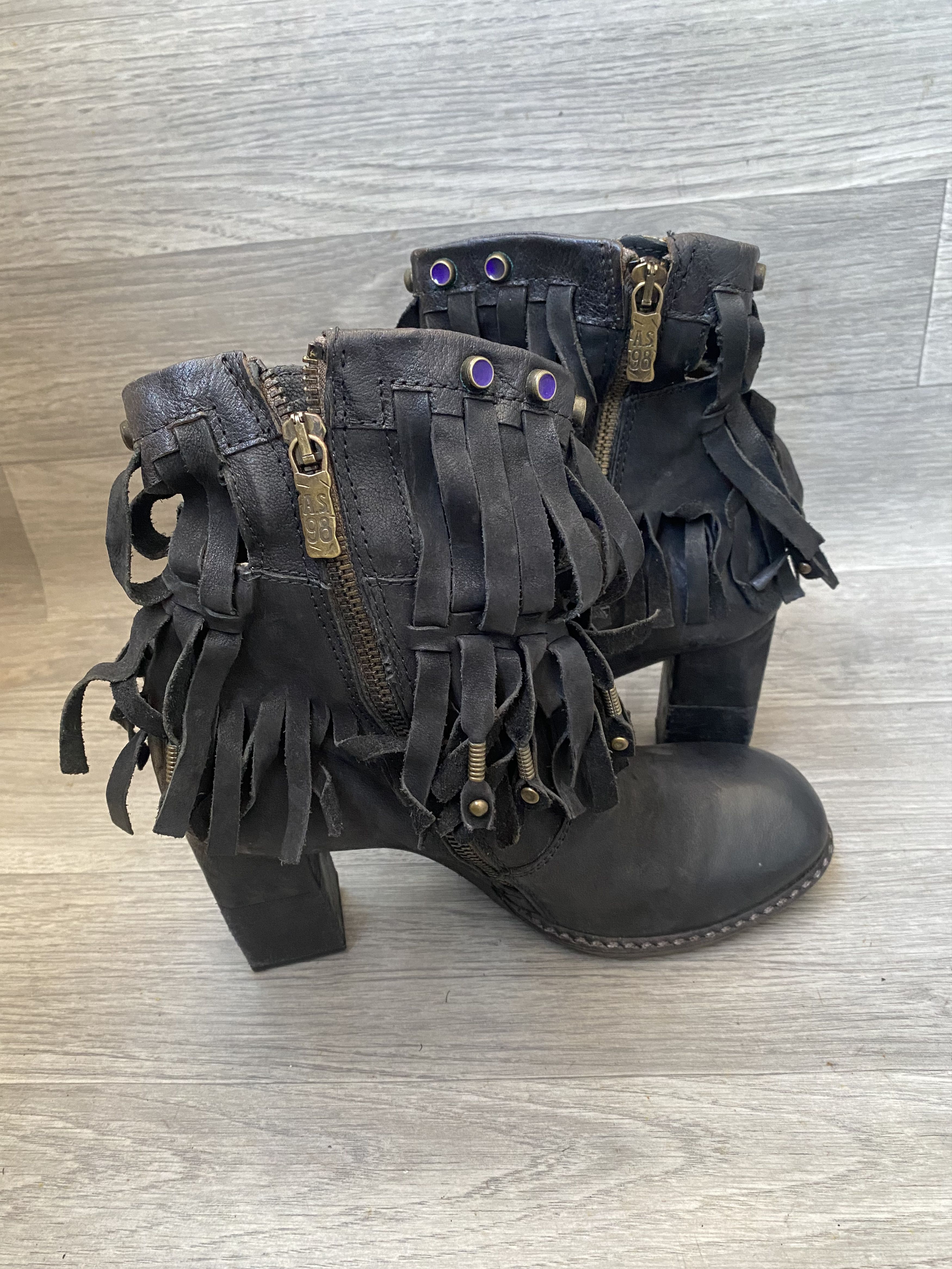 A.S.98 A.s.98 studded western zipper heel boots sz 38 Size US 8 / IT 38 - 8 Thumbnail