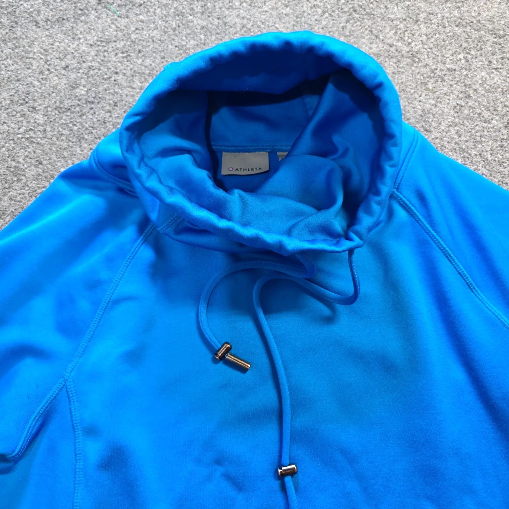 Athleta Athleta Sweatshirt Women Small Blue Cowl Neck Long Sleeve Stretchy Lounge Shirt Size S / US 4 / IT 40 - 2 Thumbnail