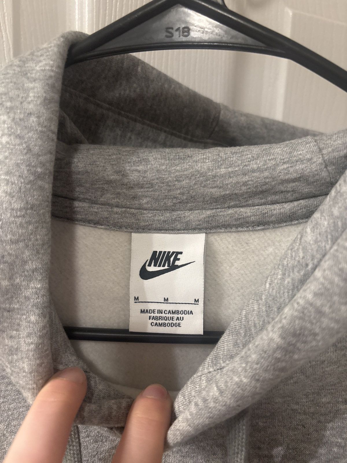 Nike Gray Nike Hoodie Mens Size M Size US M / EU 48-50 / 2 - 6 Thumbnail