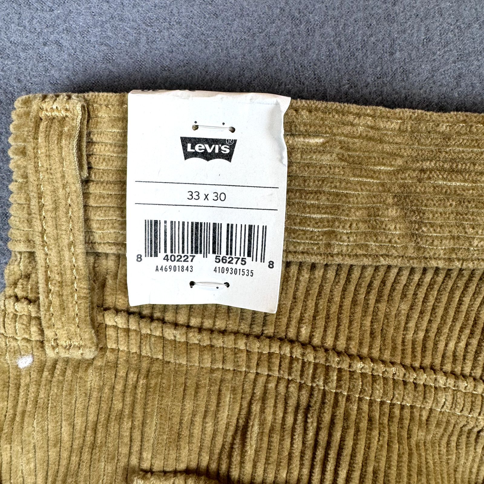 Levi's NWT Levi's Pants Mens 33X30 Brown Corduroy Flat Front Chino Size US 33 - 14 Thumbnail