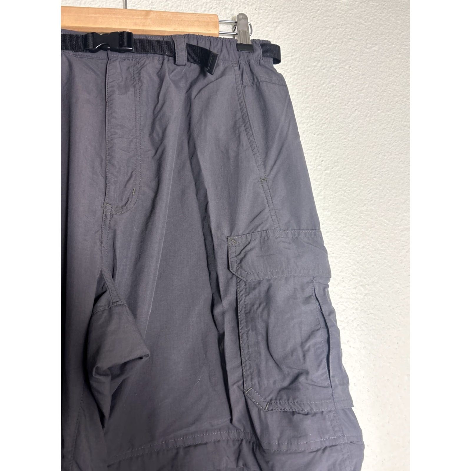 VINTAGE REI Cargo Pants Belted Convertible Gray Mens L 34x32 Inseam 32 Regular