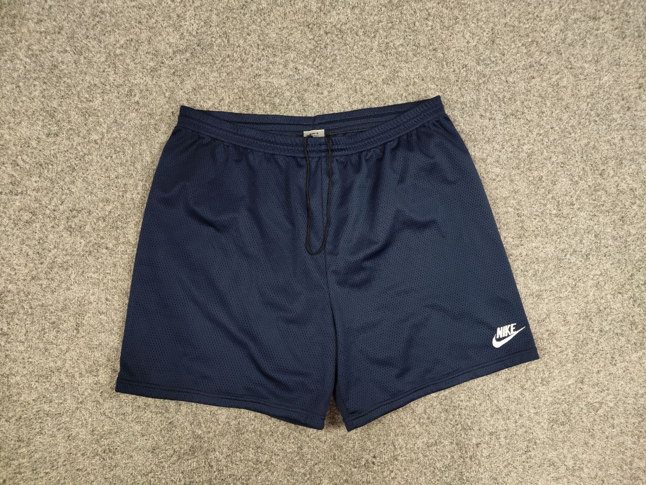 Nike Vintage Nike Shorts Logo swoosh casual Y2K Streetwear Size US 36 / EU 52 - 4 Thumbnail