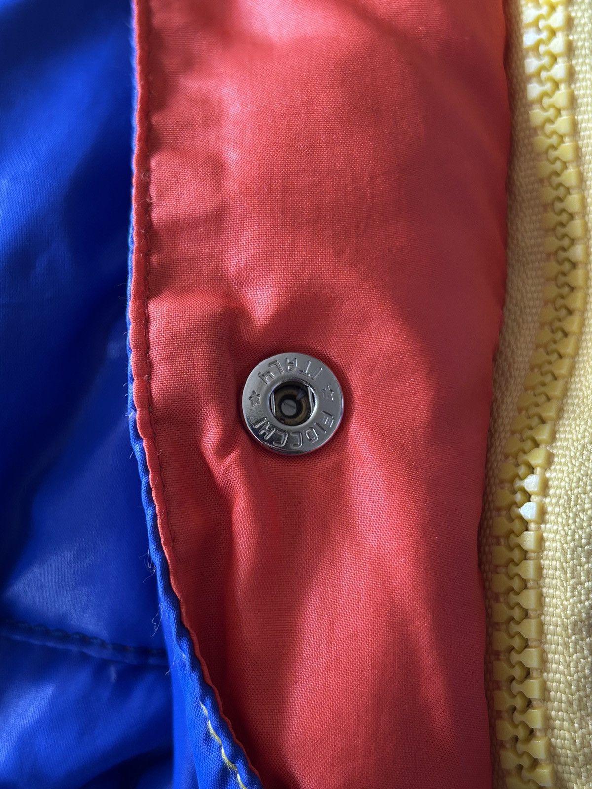 Moschino AW1996/97 Moschino Jeans Multicoloured Puffer Jacket Size M / US 6-8 / IT 42-44 - 9 Thumbnail