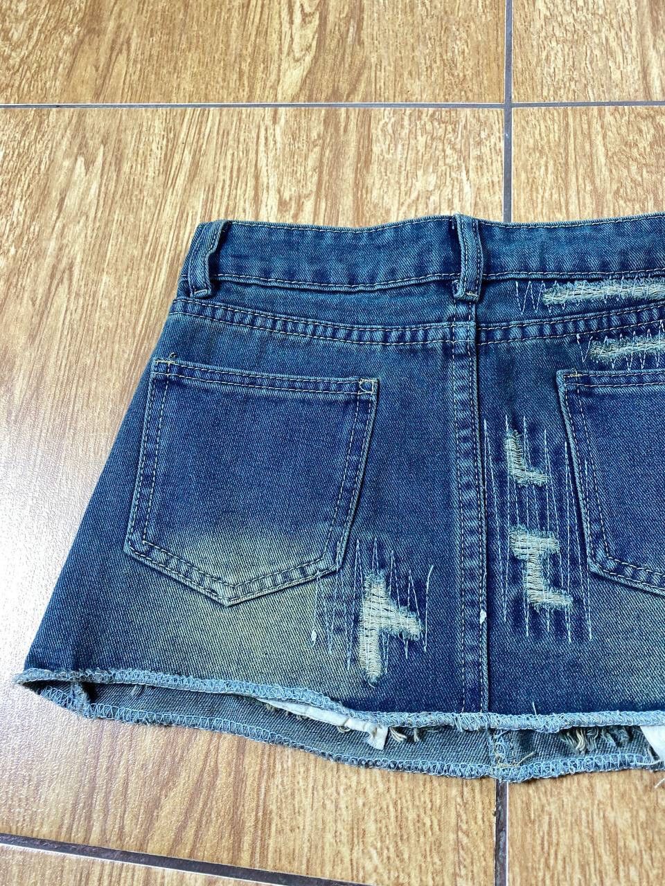 Japanese Brand × Vintage Vintage Basic Y2K Denim Mini Skirt Streetwear Size 28" / US 6 / IT 42 - 2 Thumbnail