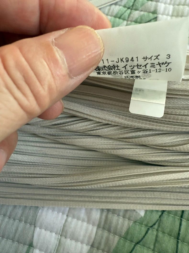Issey Miyake Issey Miyake size:3 Light gray and white striped pleated s Size XS / US 0-2 / IT 36-38 - 3 Thumbnail