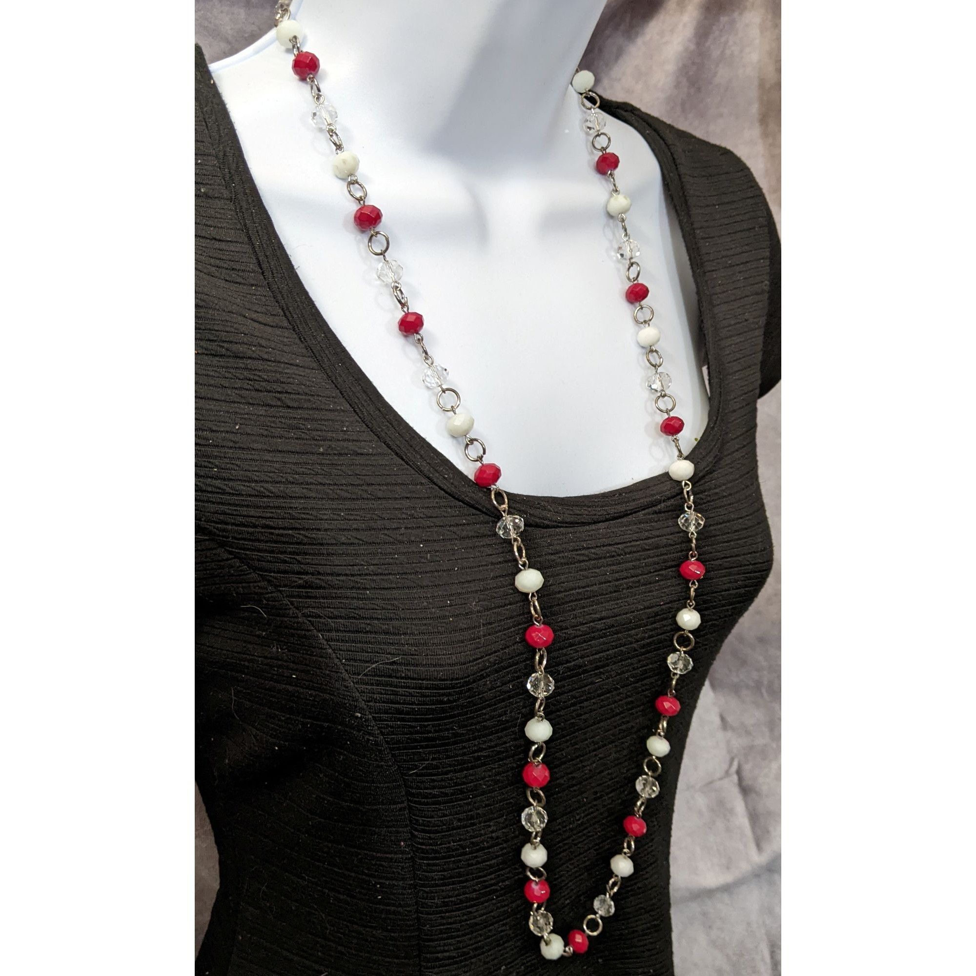 Other Red White And Clear Faceted Bead Necklace Size ONE SIZE - 3 Thumbnail