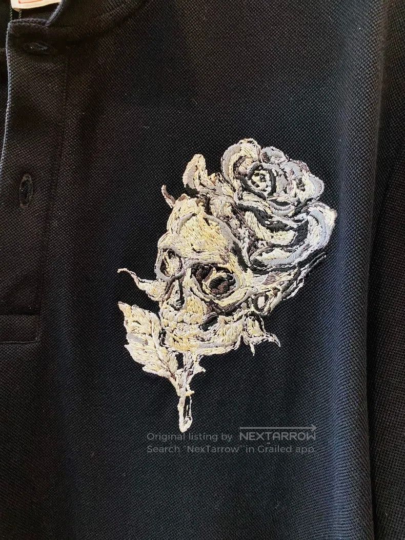 Alexander McQueen Alexander Mcqueen Embroidered short sleeves Size US M / EU 48-50 / 2 - 2 Thumbnail