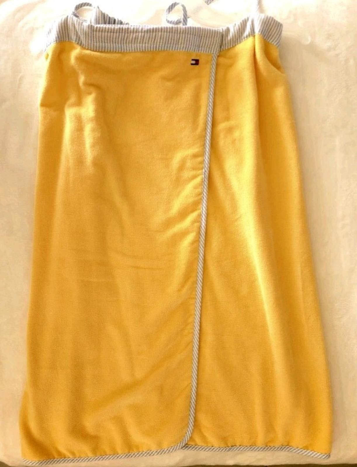 Tommy Hilfiger VTG Tommy Hilfiger Terry Cloth Bath Towel Wrap Cover Y2K S/M Size ONE SIZE - 1 Thumbnail