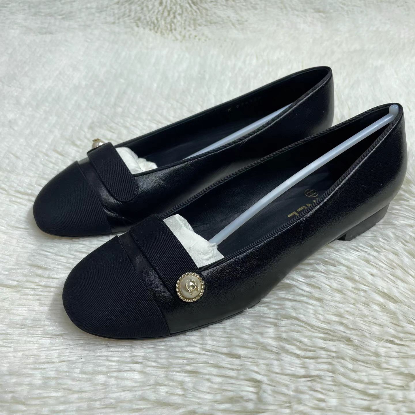 Chanel CHANEL Leather Round-Toe Slip-On Casual Flats K15 Size US 7 / IT 37 - 1 Thumbnail