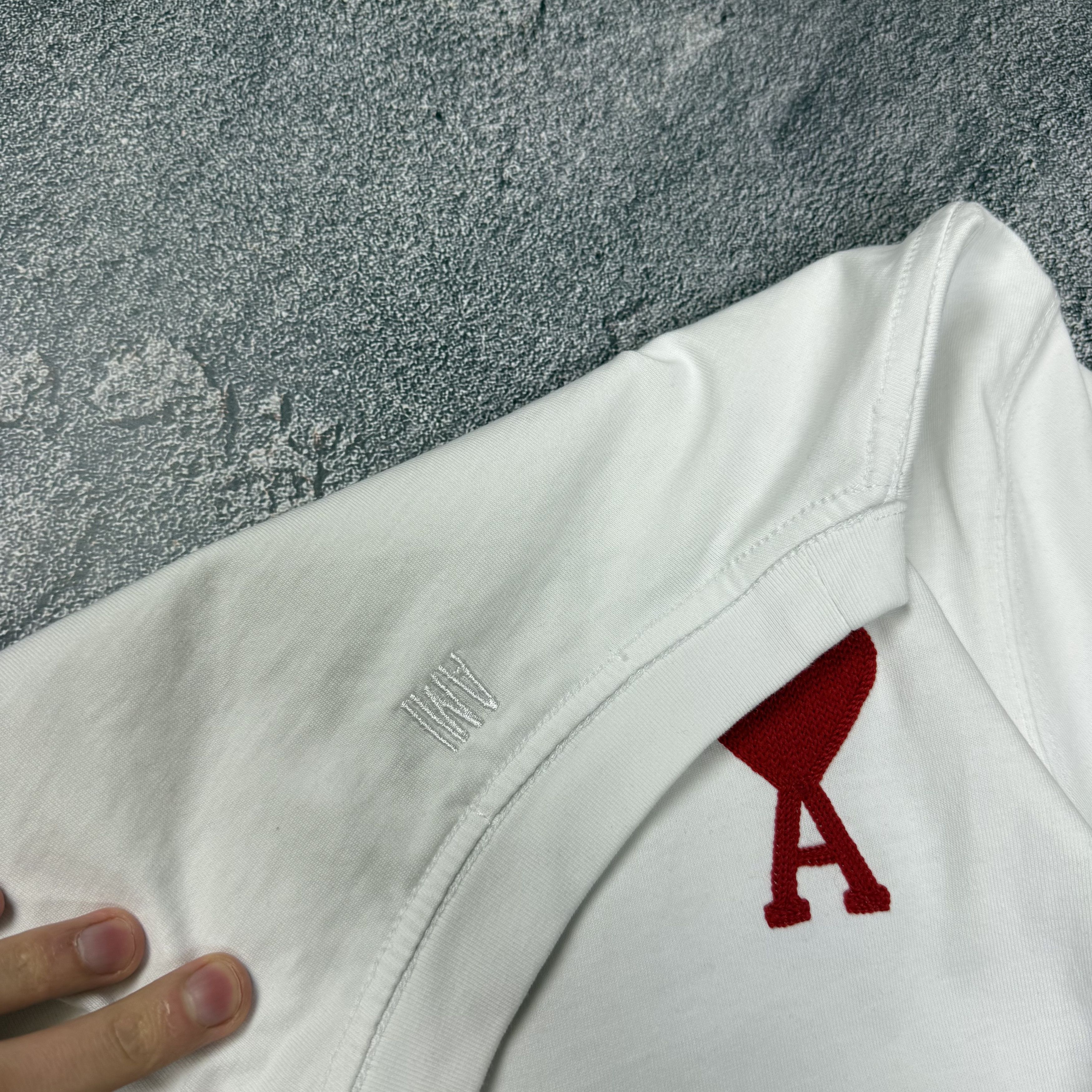 AMI Ami Logo T-Shirt Oversized Heart Size US XL / EU 56 / 4 - 6 Thumbnail