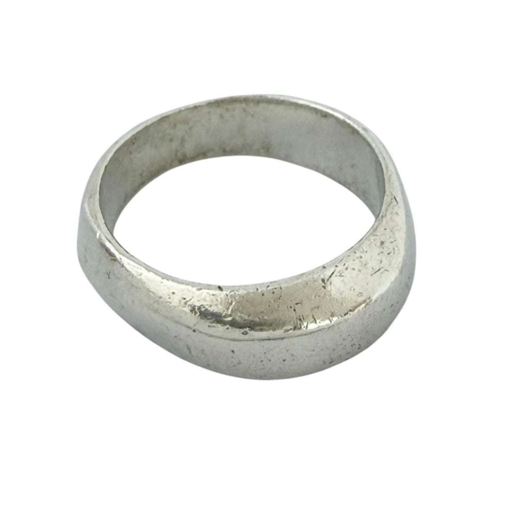 Tiffany & Co. Tiffany Men's and Women's Knife Edge Pinky Ring, Size 7-8 Size ONE SIZE - 1 Thumbnail
