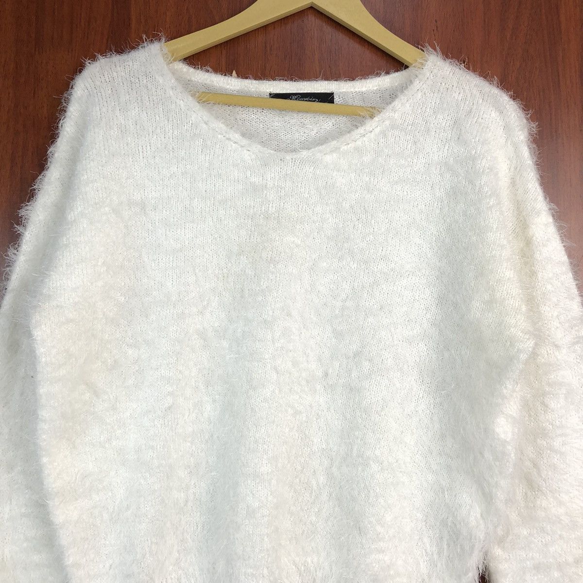 Aran Isles Knitwear Mounior White Mohair Knitwear #938 Size M / US 6-8 / IT 42-44 - 4 Thumbnail