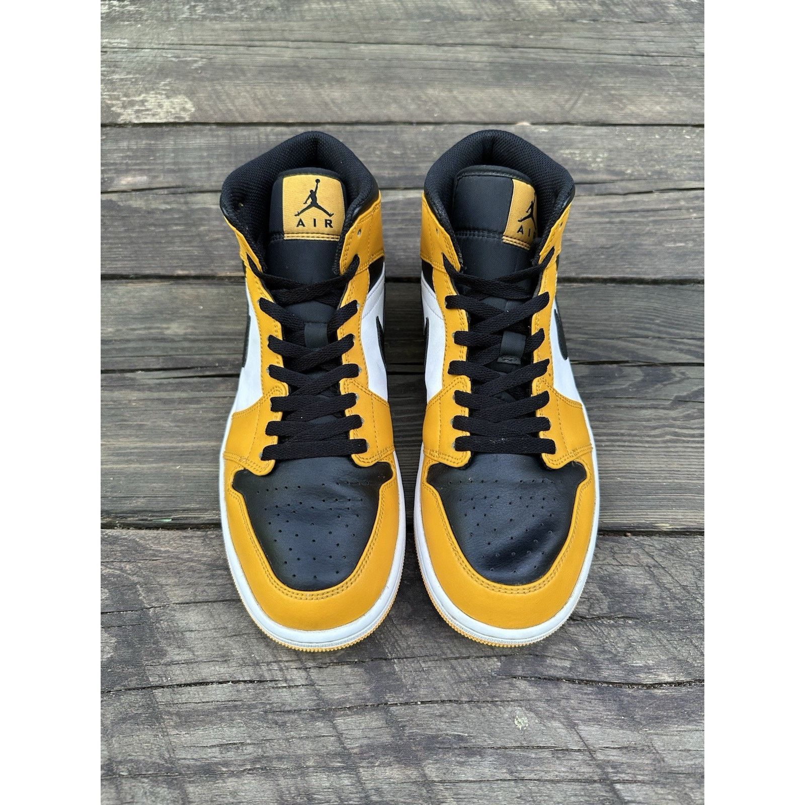 Jordan Brand Jordan 1 Mid Taxi - Size 10.5 Size US 10.5 / EU 43-44 - 4 Thumbnail