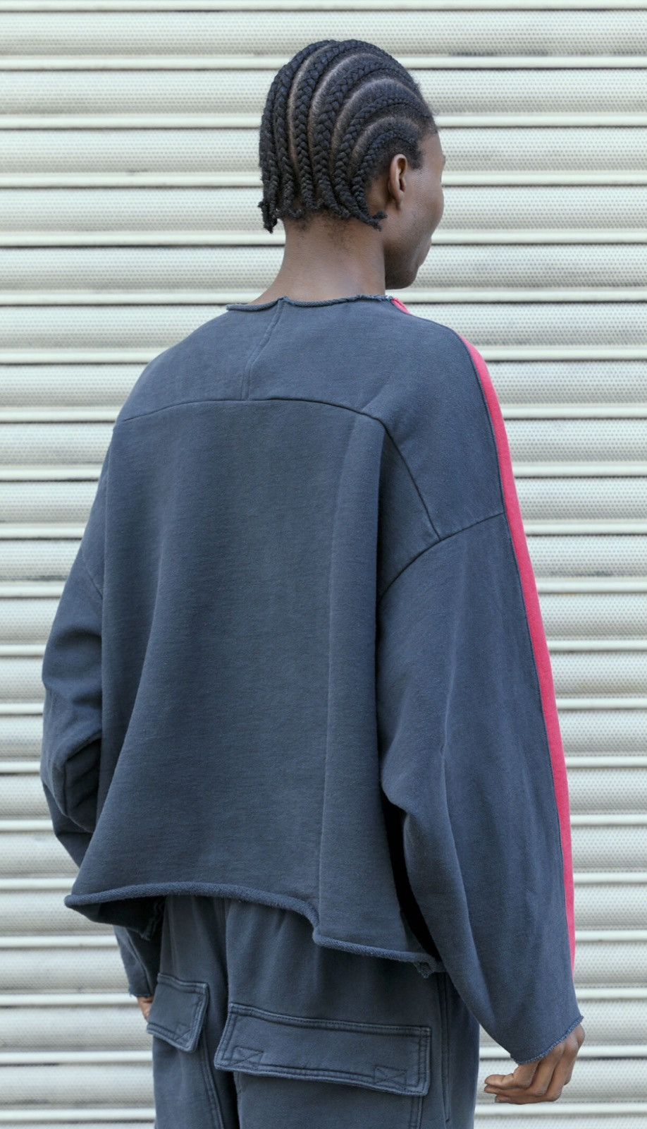 Greg Ross USA Greg Ross Side Stripe Raw Hem Yoke Sweatshirt Black/Red Size US S / EU 44-46 / 1 - 6 Thumbnail