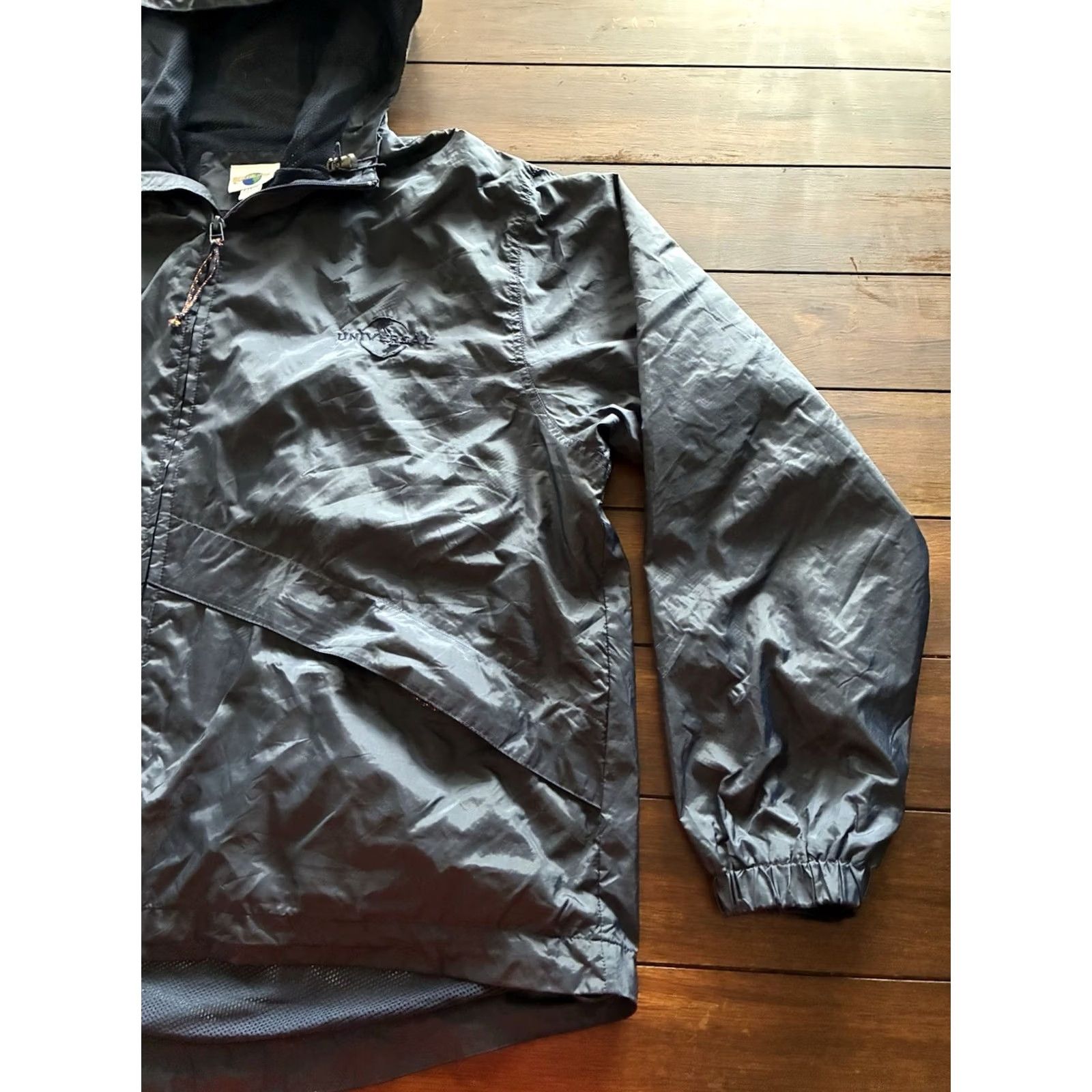 Vintage VINTAGE Universal Studios Jacket Mens XL Windbreaker Raincoat Official Employee Size US XL / EU 56 / 4 - 5 Thumbnail