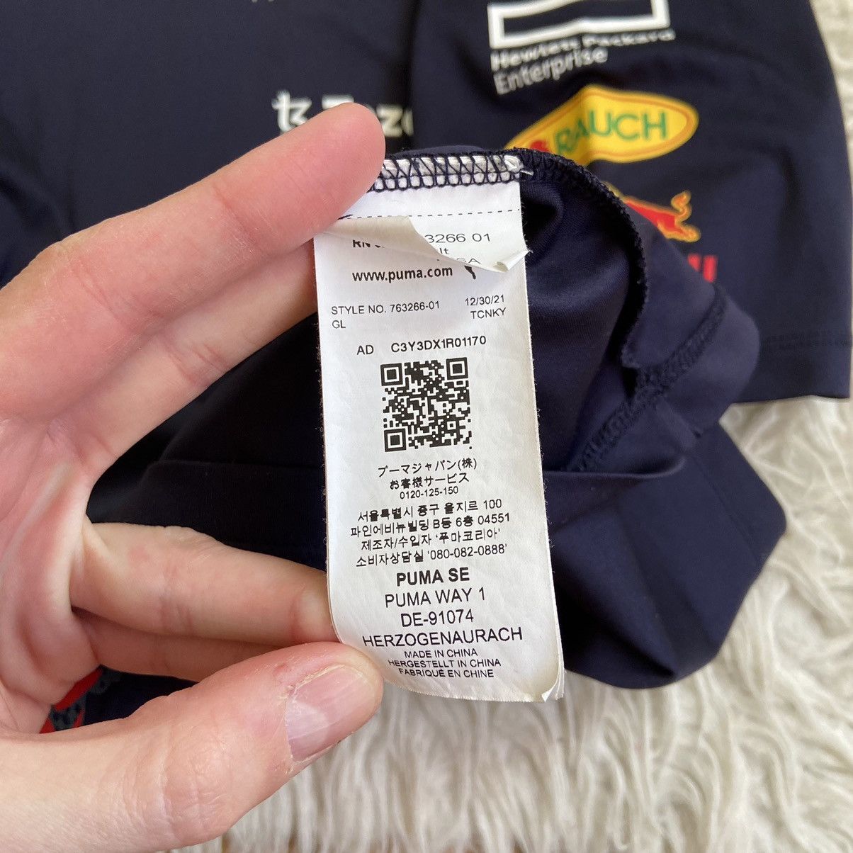 Red Bull 📌 Vintage Red Bull Big Logo Puma Racing Blokecore Jersey Tee Size US M / EU 48-50 / 2 - 7 Thumbnail