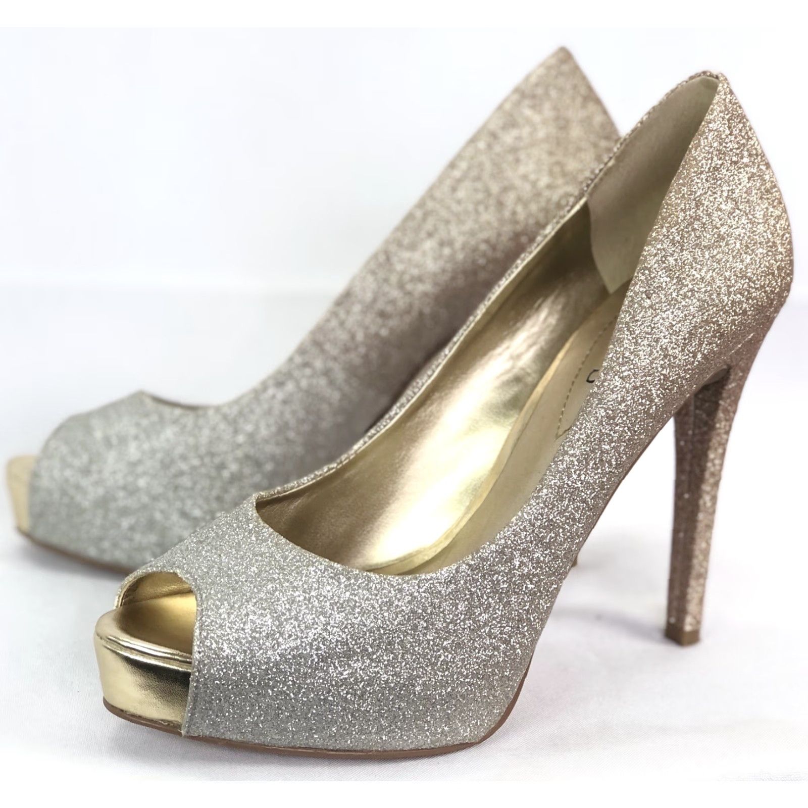 Guess GUESS Peep Toe Pumps High Heels 6 1/2 Silver Glitter WG Patches 4 1/2 Heels Pumps Womens Stiletto Ultra High M Silver Size US 7 / IT 37 - 6 Thumbnail