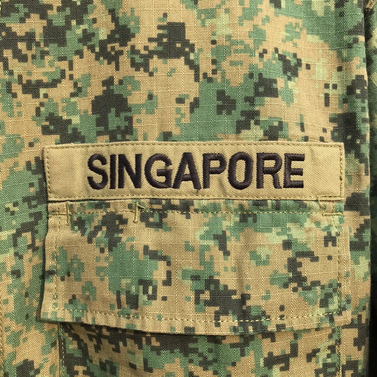 Army Of Me Singapore Army Milittary Official SAF Shirt Man Pixelised Size US L / EU 52-54 / 3 - 6 Thumbnail
