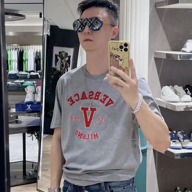 Versace Versace Grey Cotton Short Sleeve T-Shirt . Size US M / EU 48-50 / 2 - 6 Thumbnail