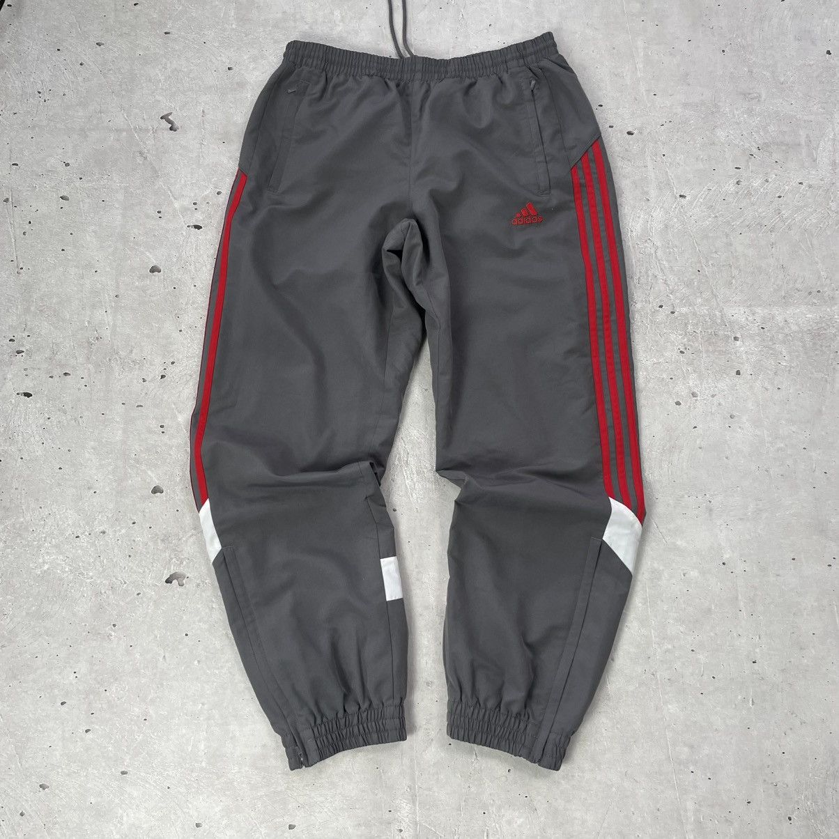 Adidas Vintage Adidas Tracksuit Jacket and Pants size 42/44 Size 44L - 4 Thumbnail