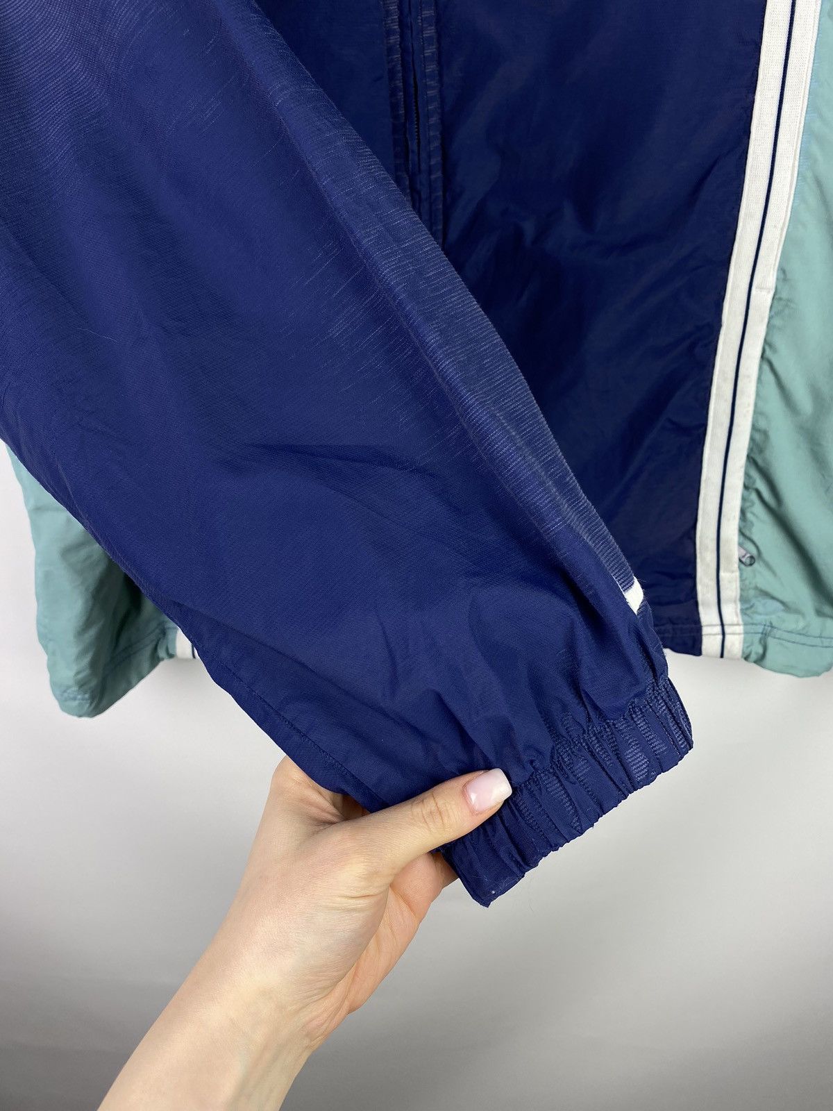 Nike VTG Nike Court men’s nylon windbreaker jacket size L Size US L / EU 52-54 / 3 - 10 Thumbnail