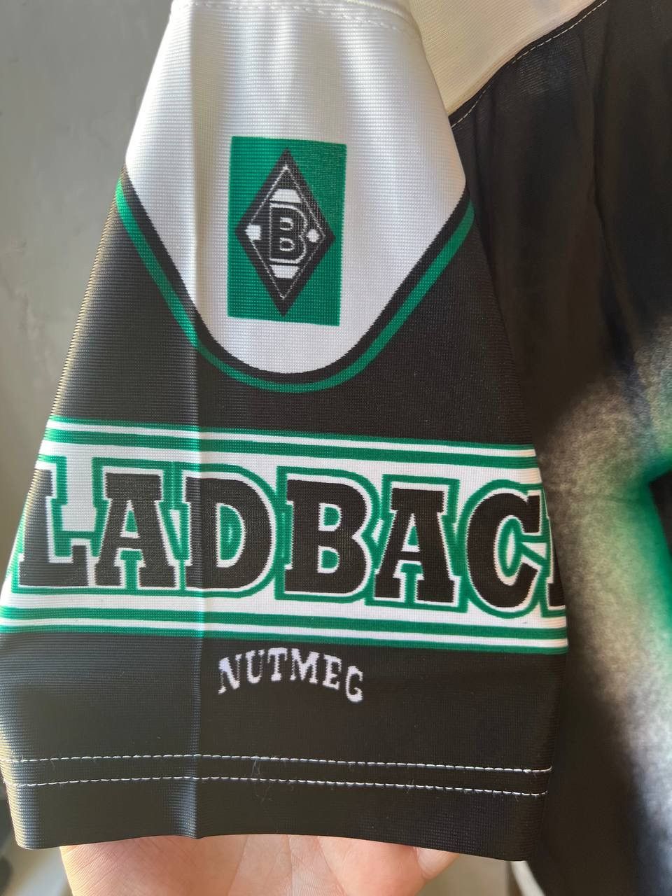 Nutmeg NEW! 90’S BORUSSIA MONCHENGLADBACH DESIGN SOCCER JERSEY SZ M Size US M / EU 48-50 / 2 - 9 Thumbnail