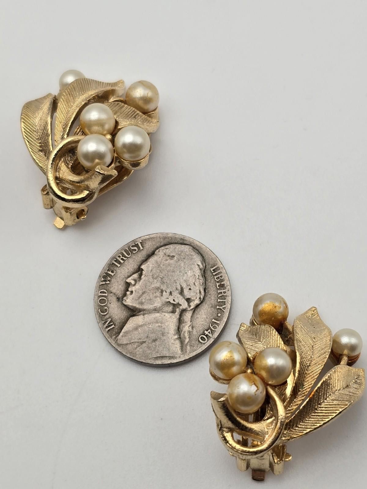 Other Vintage Lisner Faux Pearl Brooch & Earring Set Size ONE SIZE - 3 Thumbnail