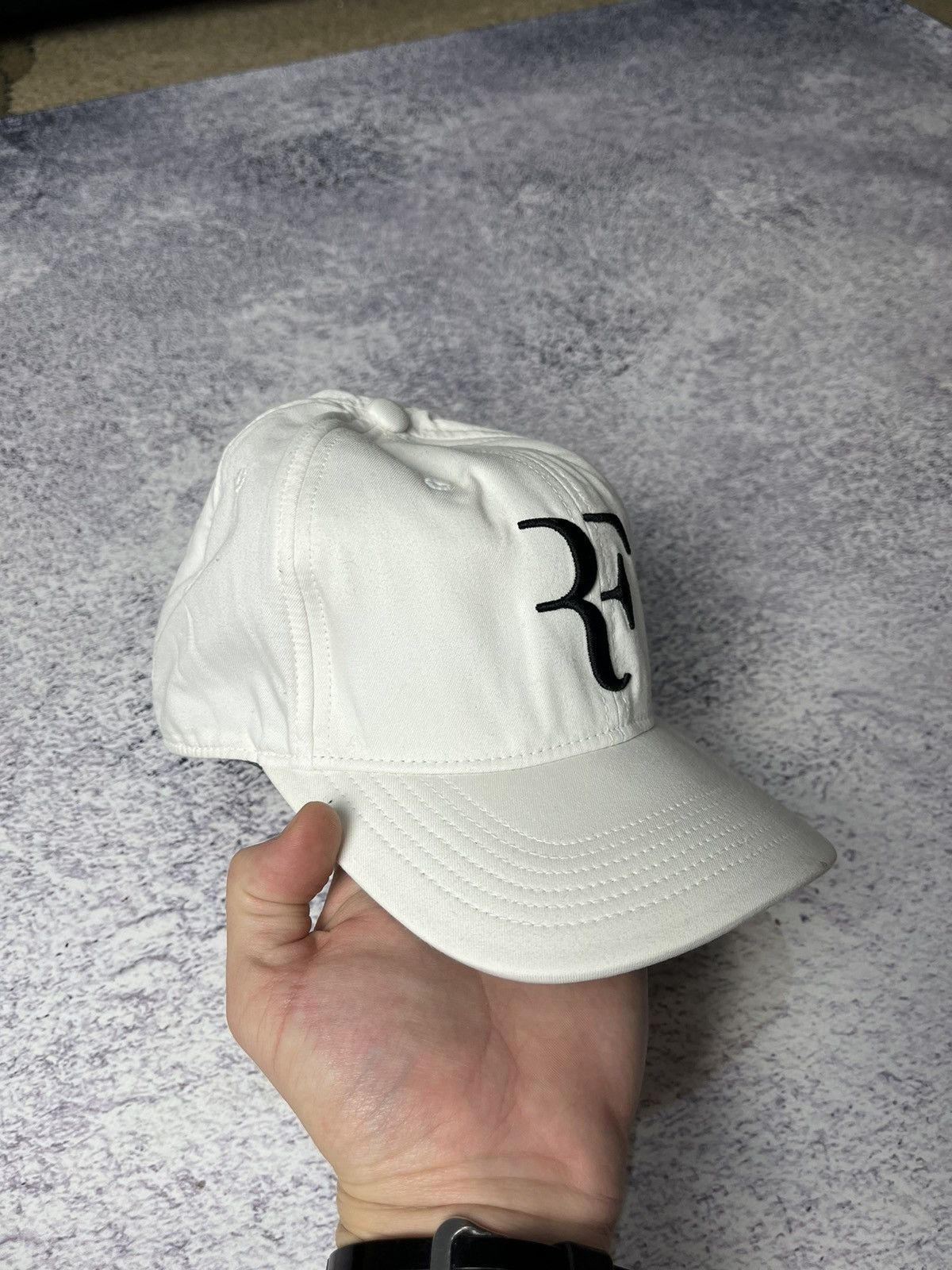 Nike Vintage Nike Roger Federer Rare Cap Hat Tennis White Size ONE SIZE - 2 Thumbnail