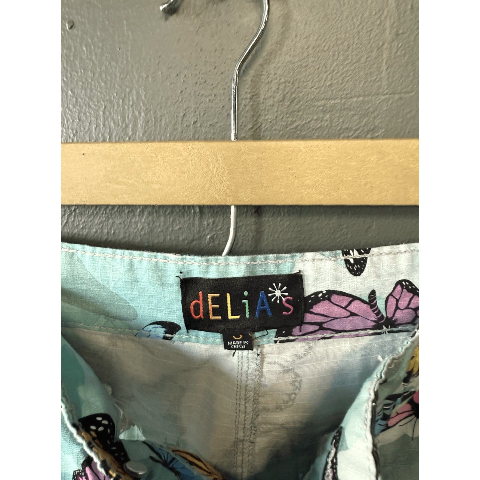 Vintage VINTAGE Delia's Mens Blue Butterfly Graphic Cargo Pants S Mens Blue Butterfly Graphic Cargo Pants 90s? Size US 29 - 3 Thumbnail
