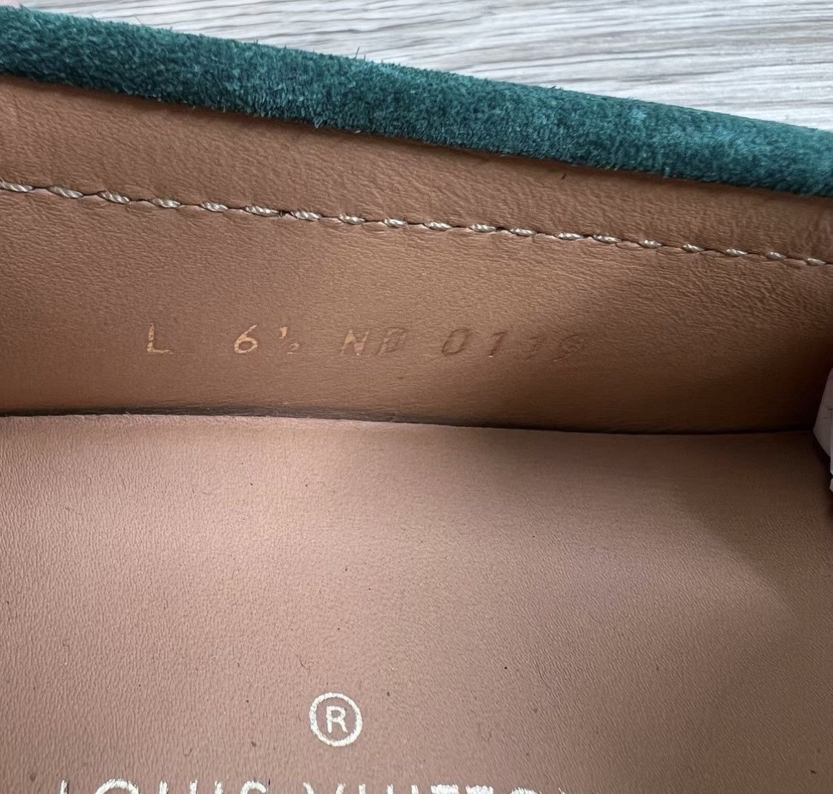 Louis Vuitton LV Louis Vuitton Porto Vecchio Green Circle Logo Loafers J41 Size US 7.5 / EU 40-41 - 6 Thumbnail